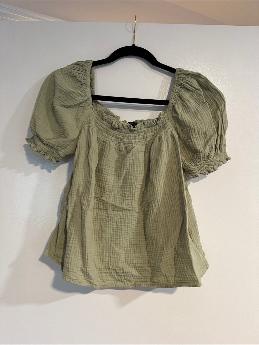 Sage Puff-Sleeve Peasant Top - Sage Green